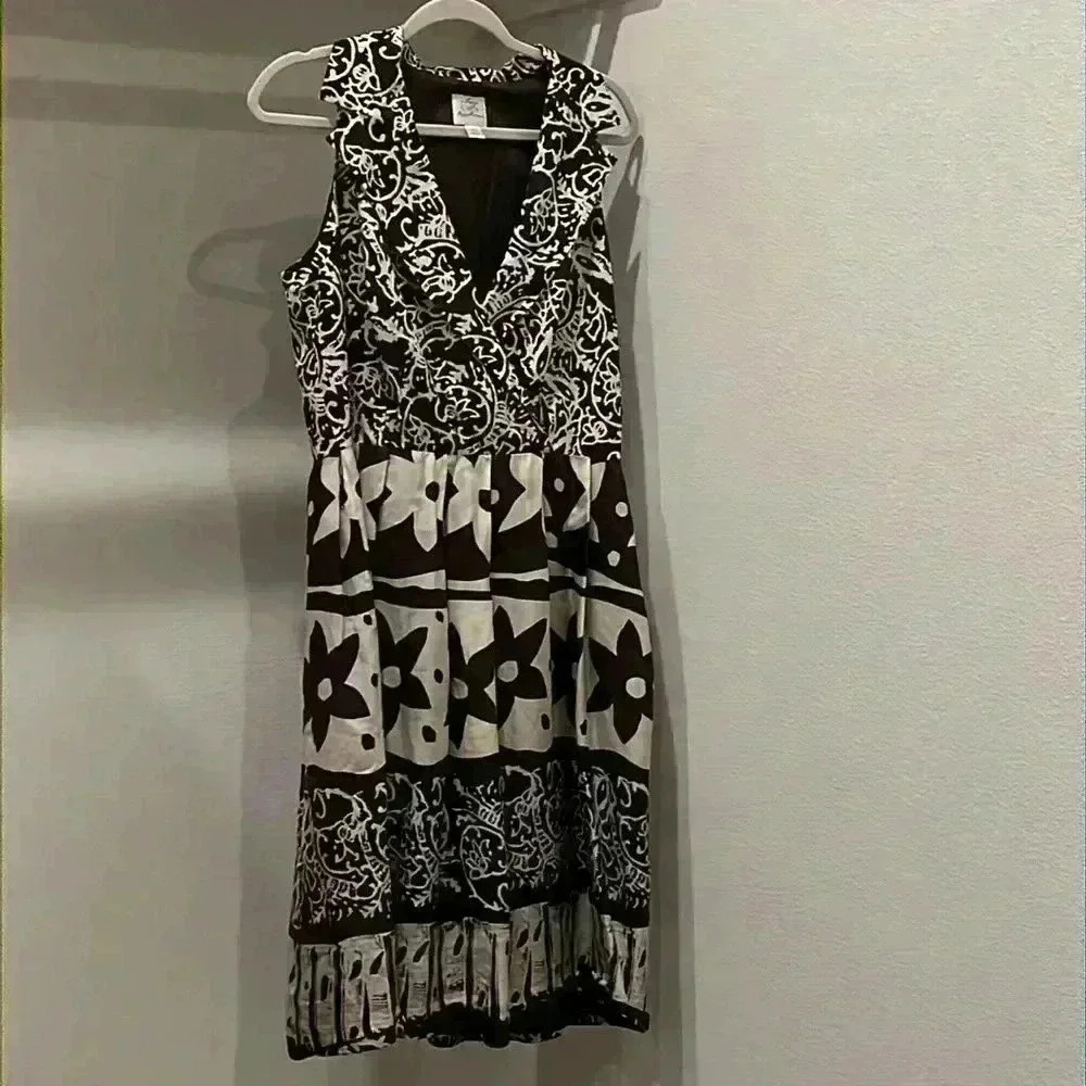 Women’s Brown and Cream Silk Sleeveless Dress Size: 14